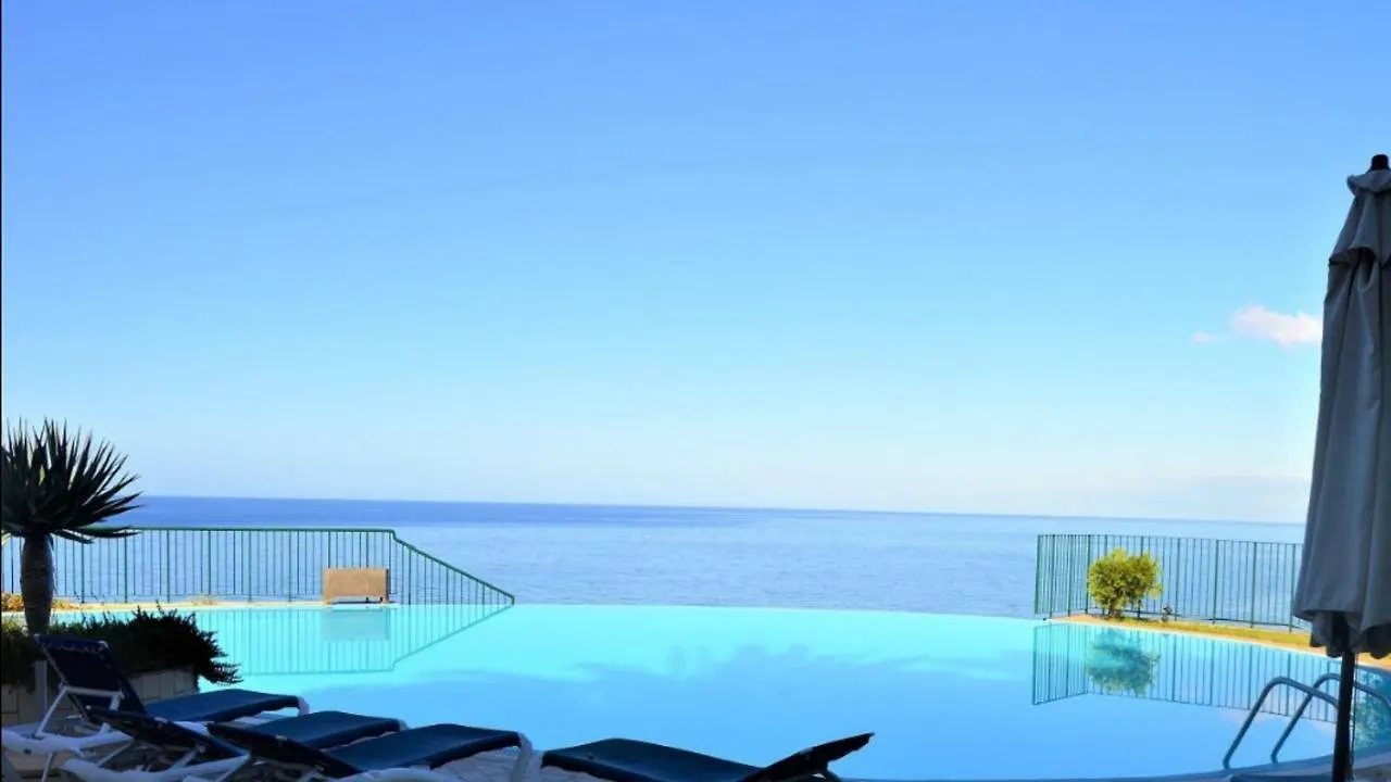 Formosa Infinity Pool Apartment Funchal  Portugal